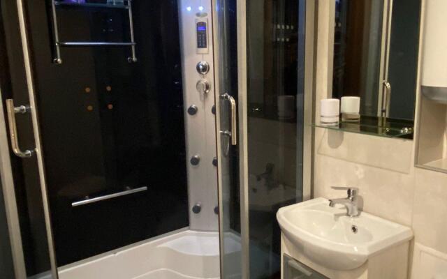 На Север на улице Октябрьская