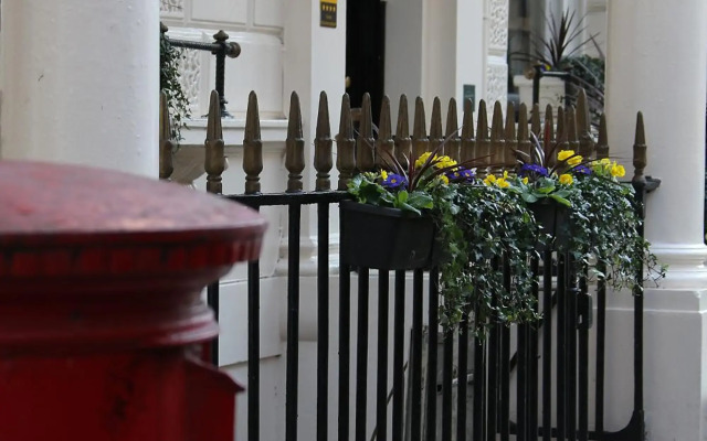Byron Hotel London