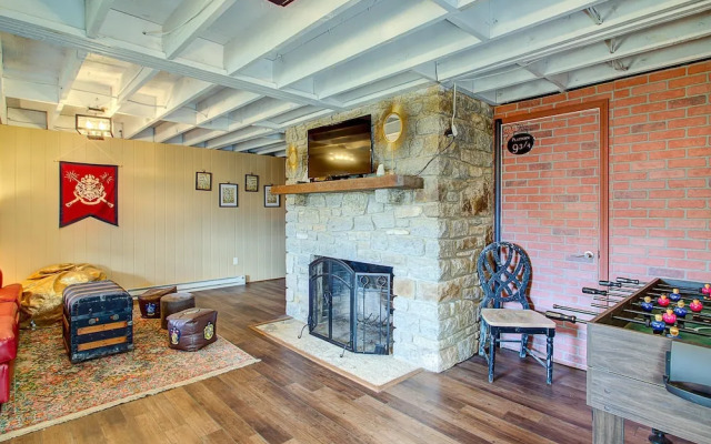 VCI - Tundra Swan Chalet