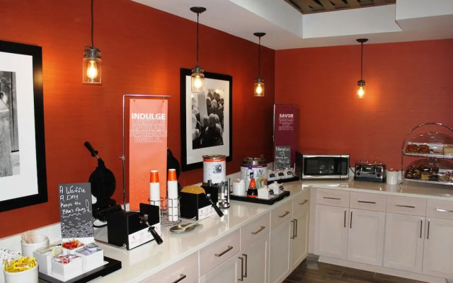 Hampton Inn By Hilton Forsyth