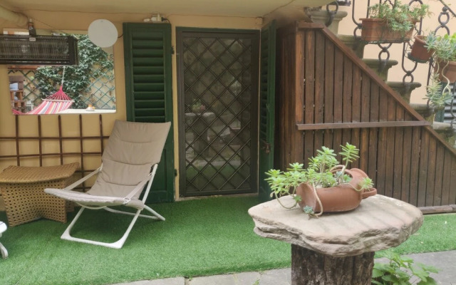 Charming Getaway in Florence.. European University