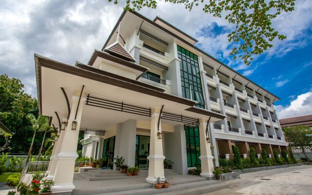 Wanarom Residence Hotel