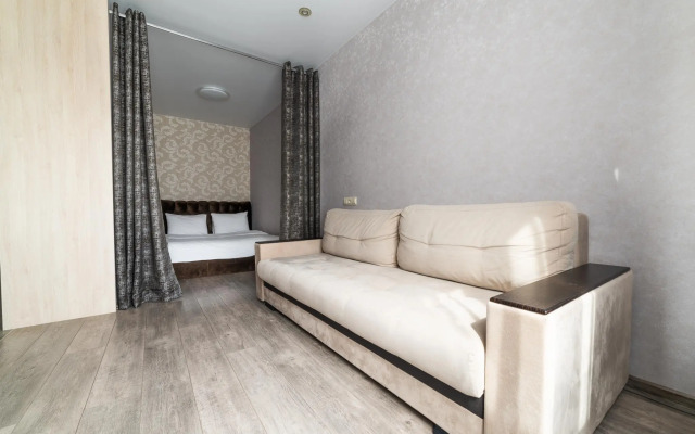 Bulbash Apartments (Бульбаш Апартаменты) на проспекте Дзержинского 19