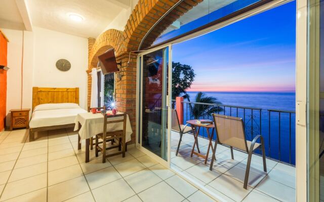 Traditional Sierra Leon Oceanfront Rooms