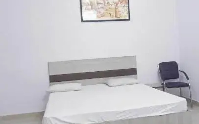 OYO 70092 Hotel Maharaja