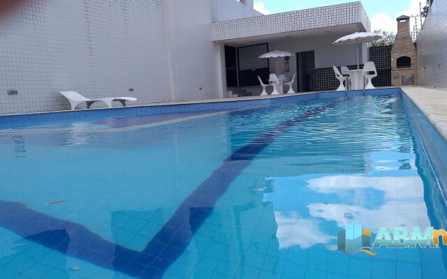 Apto no Universitário - Ed Mr. Teneriff 401