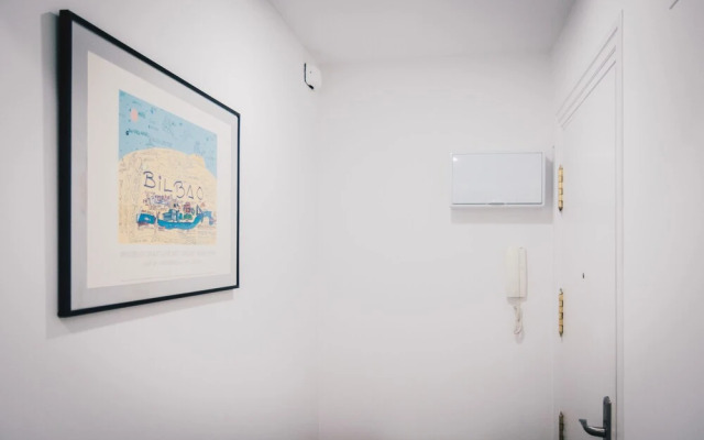 Aiara by People Rentals