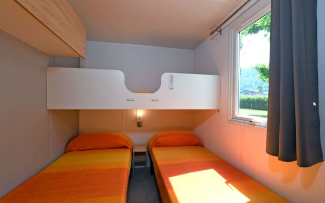 Camping Punta Lago