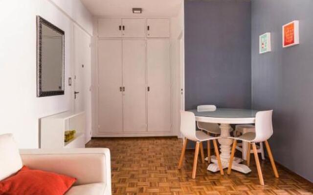 Confortable Bien Ubicado Con Balcon Recoleta