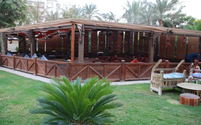 Grand Pyramids Hotel