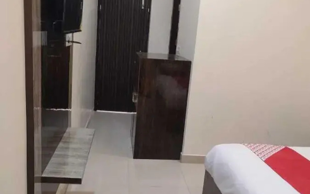 OYO Flagship 807545 Shree Shyam Residency