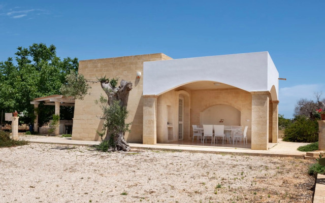 Splendida villetta immersa nella campagna pugliese