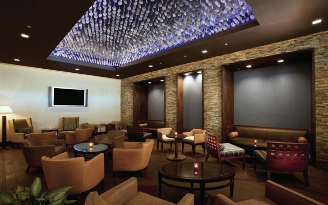 Sheraton Crescent Hotel