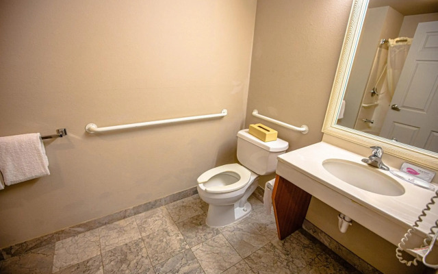 Coratel Inn and Suites By Jasper Ocean Shores