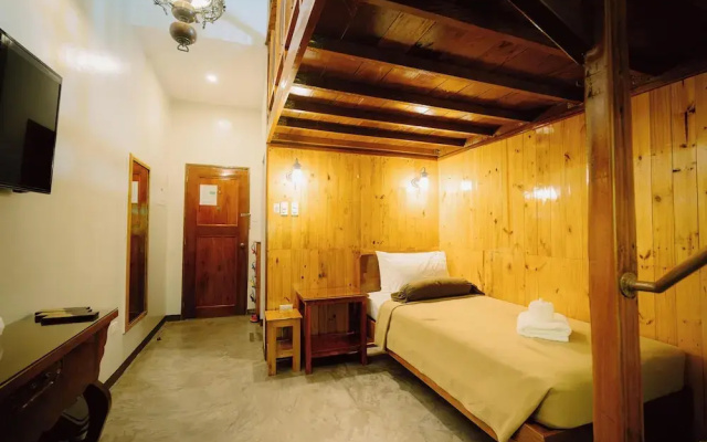 Antonio's Bed and Breakfast Hotel