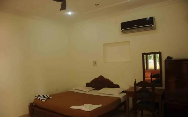 Raja Park Beach Resort