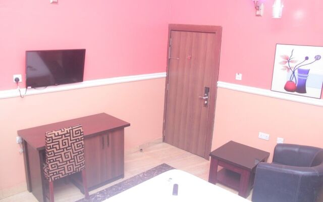 Titanic View Hotel & Suites Ltd