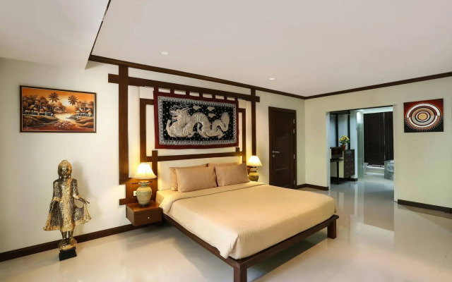 Karon View Royal Lotus