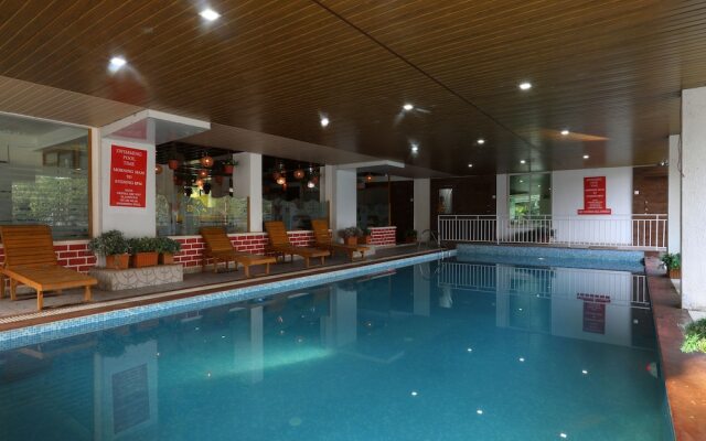 OYO 12817 White house beach resort