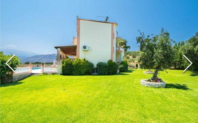 Villa Roula 6BR