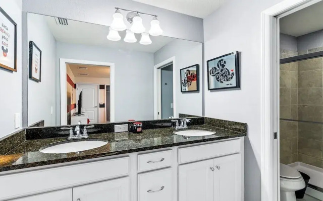 Family-friendly Oasis With Game Room & Pool