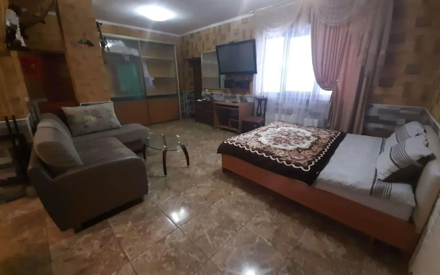 На Целинной