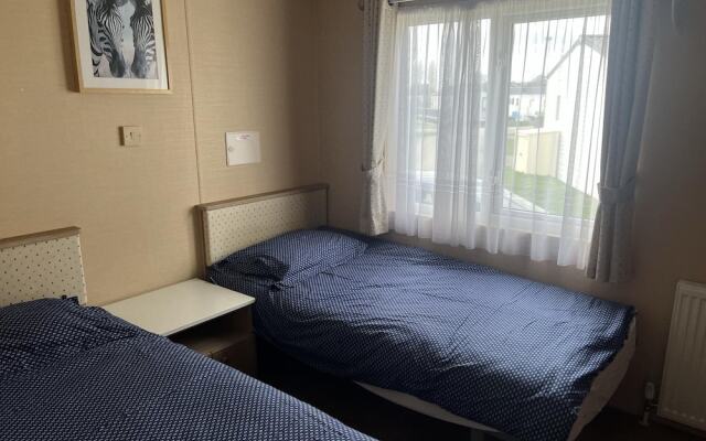 Charming 3 Bedroom Lodge Manor Park Hunstanton