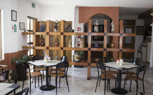 Estanza Hotel & Suites