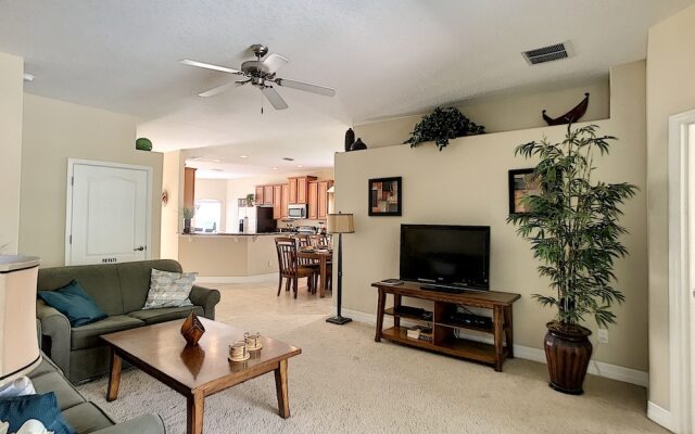 Trine Retreat by Florida Spirit