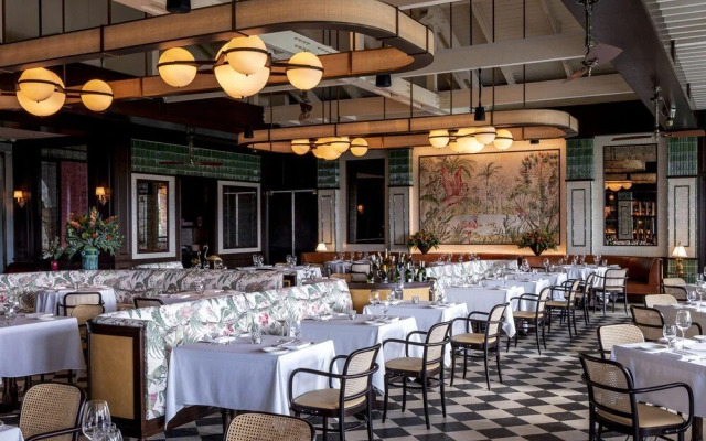 The Boca Raton, Bungalows