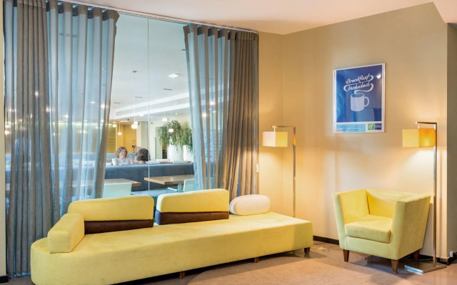 Holiday Inn Express Lisbon Airport by IHG