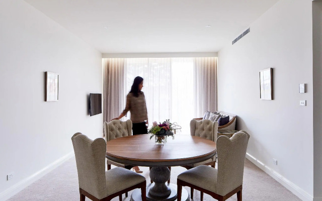 Knightsbridge Canberra