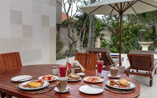 Villa Pantai by Villa Finder