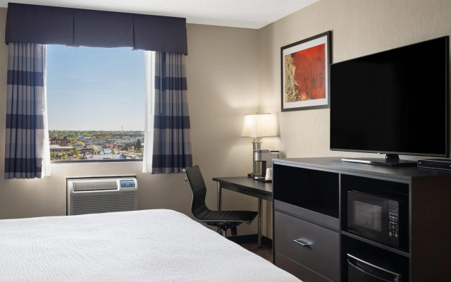 Ramada by Wyndham Saskatoon