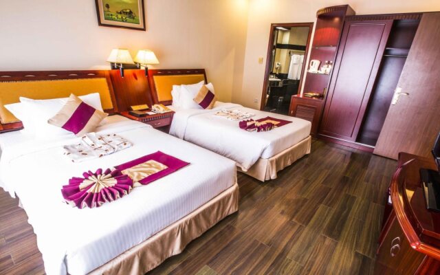 Phnom Penh Hotel