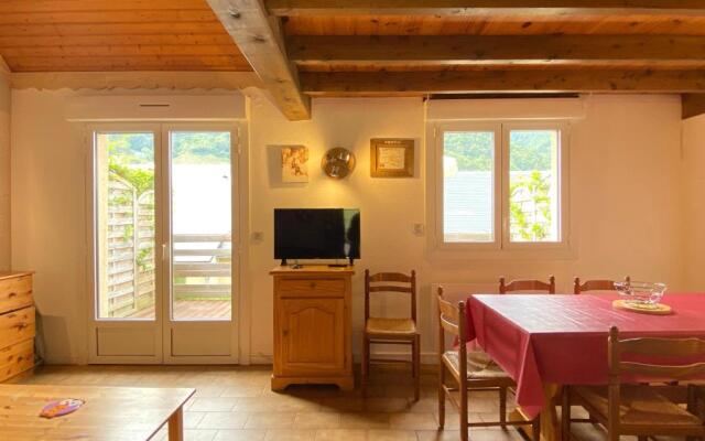 Le 103. Chalet 3 chambres. Terrasse. Parking. wifi.