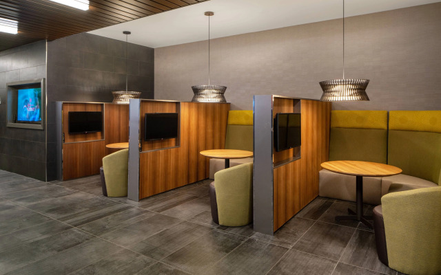 Courtyard by Marriott Lafayette South