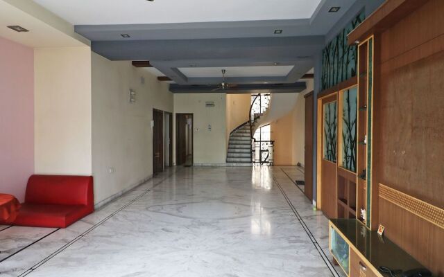 OYO 11920 Rishta Inn