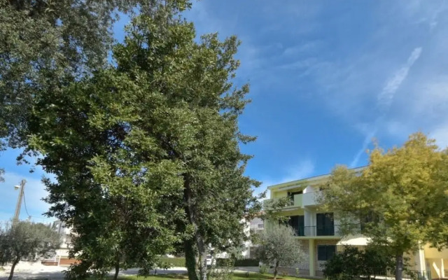 Dome - 150m From sea - A33