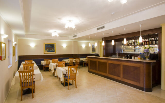 Hotel Croatia