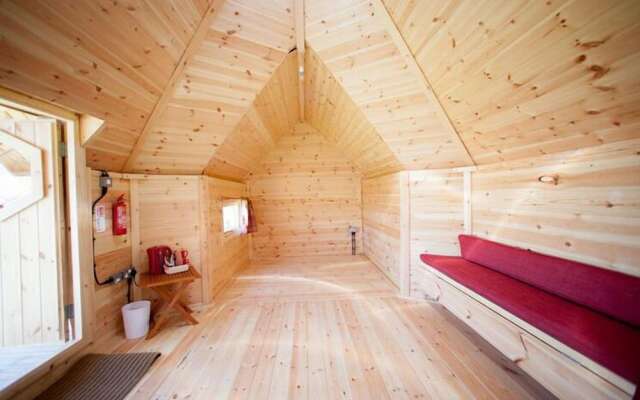 Ernest's Retreat Glamping Site