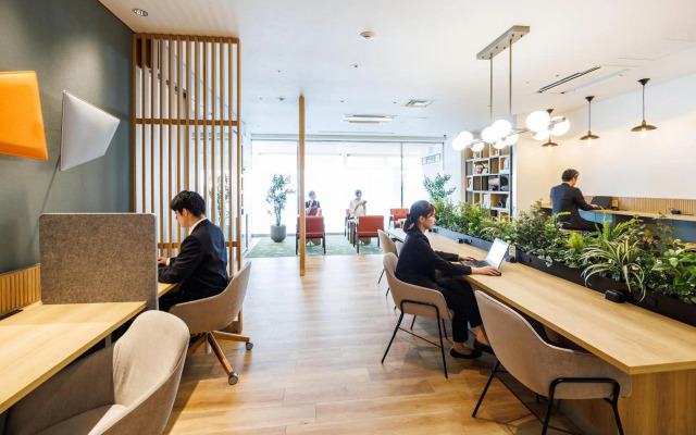 Jr-East Hotel Mets Omori