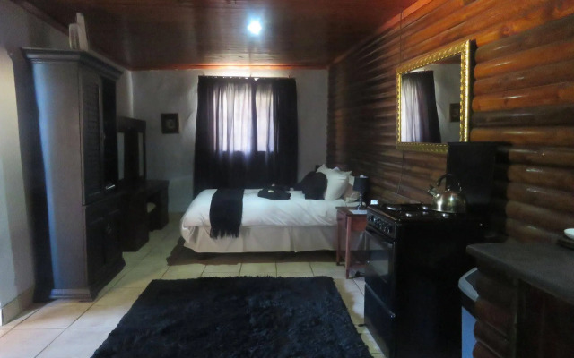 Swartberg Backpackers