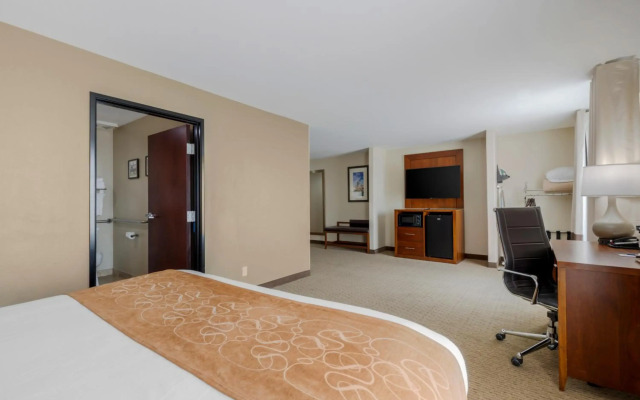 Comfort Suites Pflugerville - Austin North