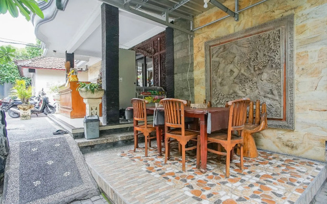 Mahendra Beach Inn