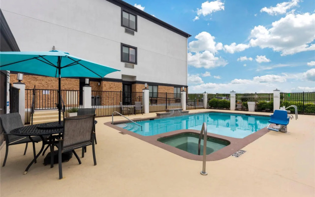 Comfort Inn & Suites