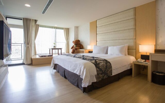 Tai Yi Red Maple Resort