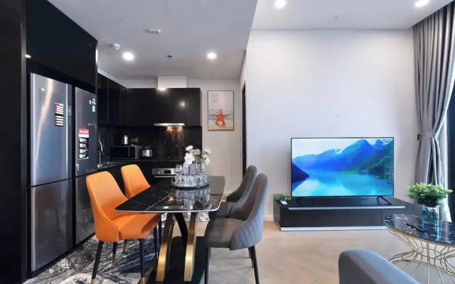Lexington Residence Luxury Vacation