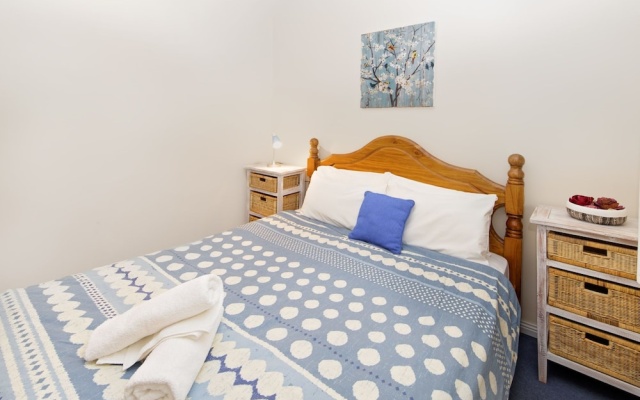 Central Park 7 - the convenience of location & the warmth of comfortab – Guest Rooms – Jindabyne