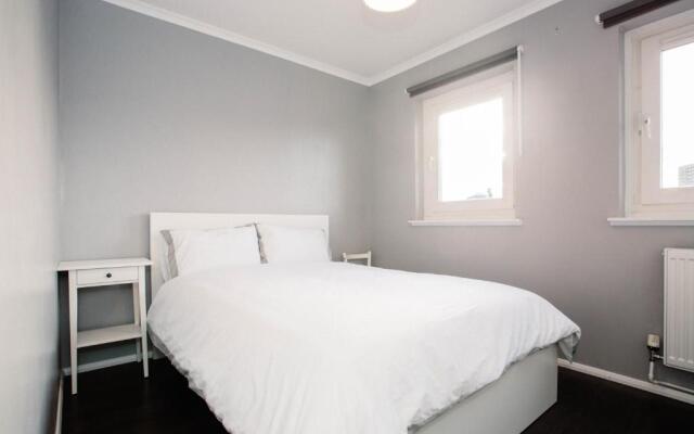 2 DoubleBed Rooms Flat Aberdeen City, near University